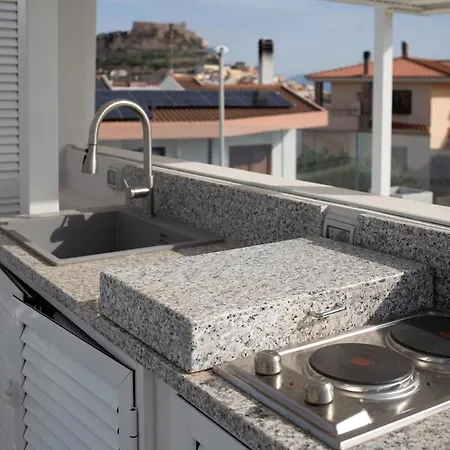 Luxe Attic - Terrace With Jacuzzi And Private Park Apartment Castelsardo