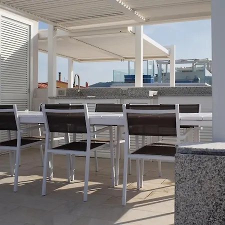 Luxe Attic - Terrace With Jacuzzi And Private Park Apartment Castelsardo